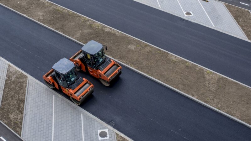 Zaawansowana modernizacja drogi wojewódzkiej nr 583 w Żychlinie: odpowiedź na potrzeby mieszkańców